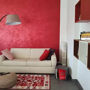 Appartamento Bilocale Luminoso E Accogliente Zona Marche, Milano
